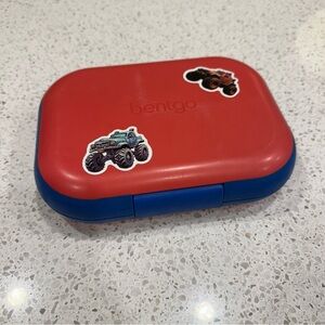 Bentgo Red and Blue Kids Chill Lunch Box